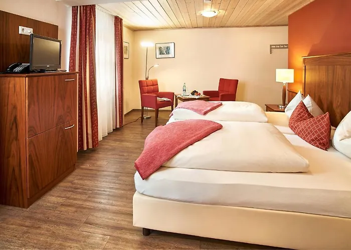 מלון Hotelgasthof Zur Sonne באד גיגינג